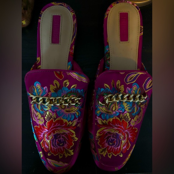 Flower Mules - Picture 2 of 2